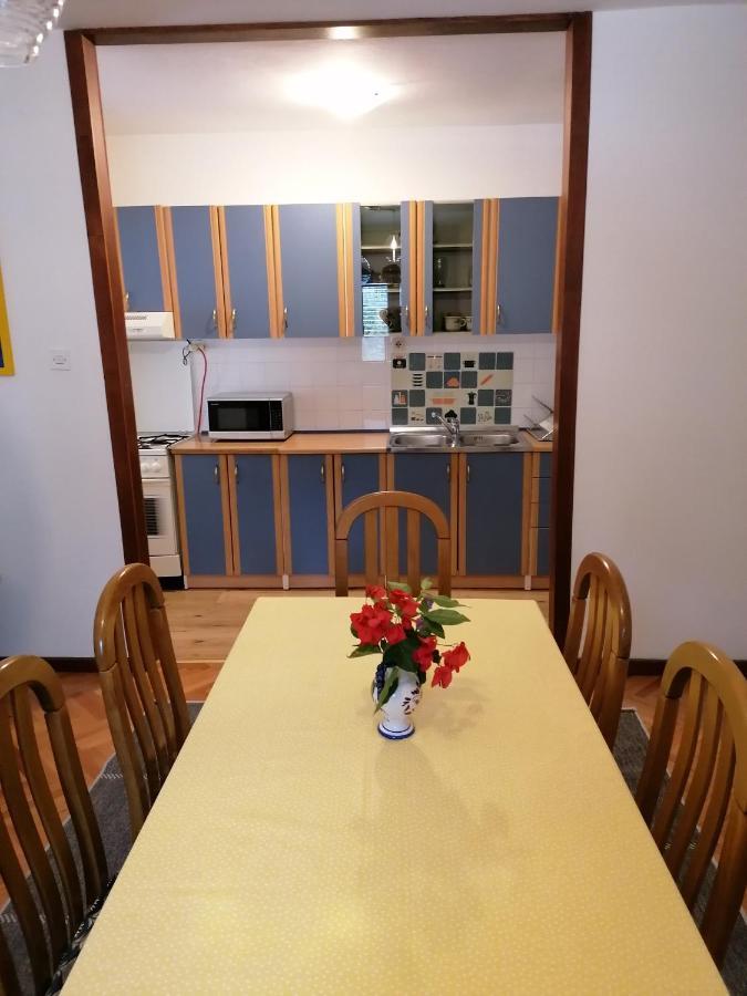 Apartment Artemisia 1 Trogir Buitenkant foto